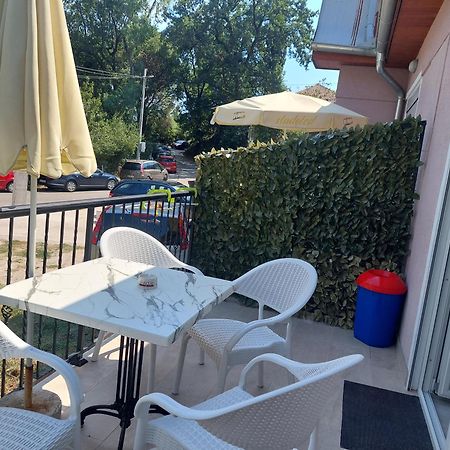 Apartments Ogurlic Herceg Novi Kamer foto