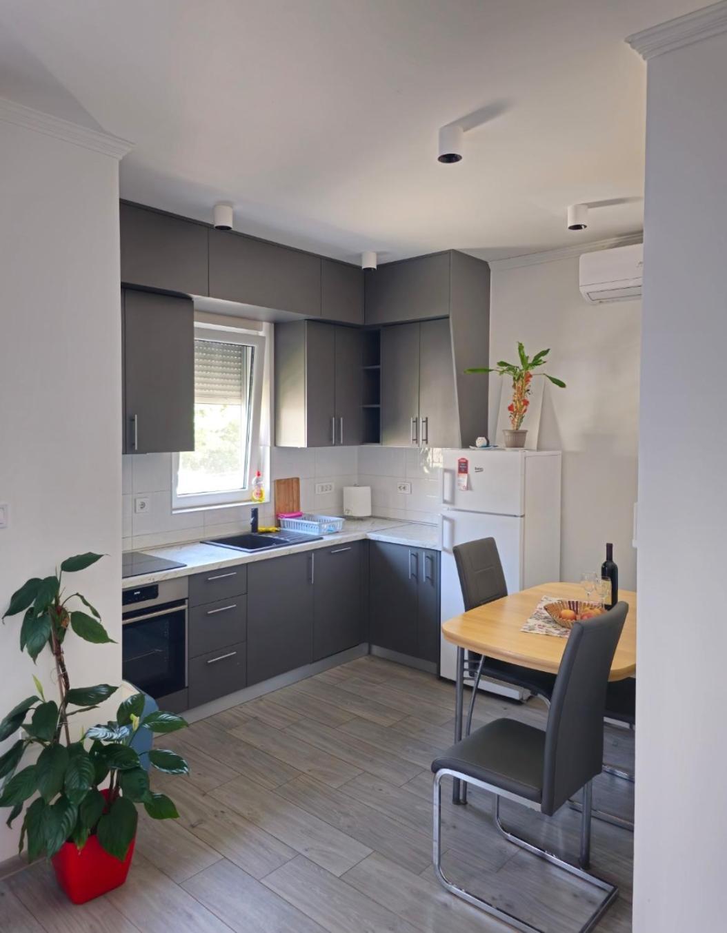 Apartments Ogurlic Herceg Novi Kamer foto
